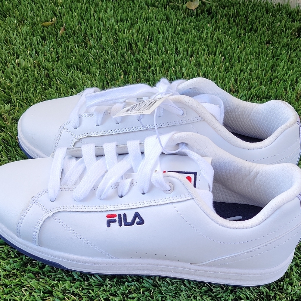 Fila Classic White Sneakers with Blue and Red Accents - Picture 2 of 2
